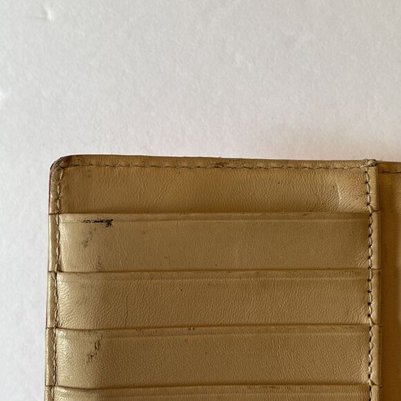 Kate Spade Wallet With Coin Zip New York Red patent Leather Tan Inside Used - Picture 12 of 16